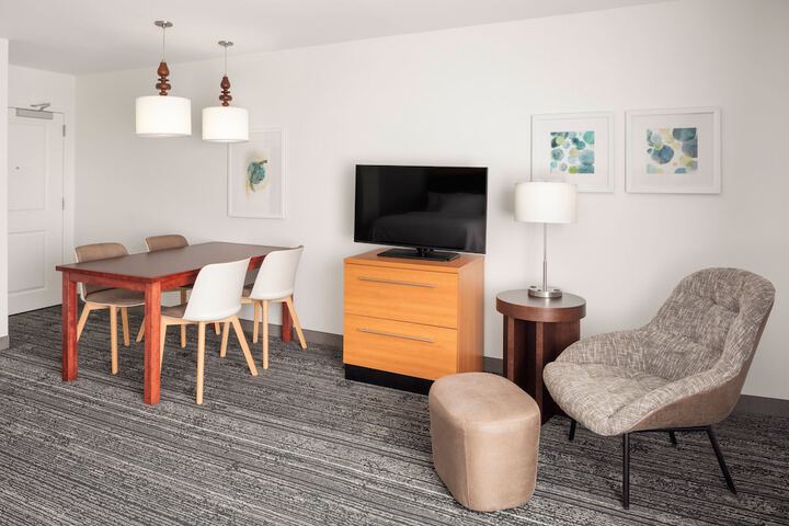 Room 25 of 44