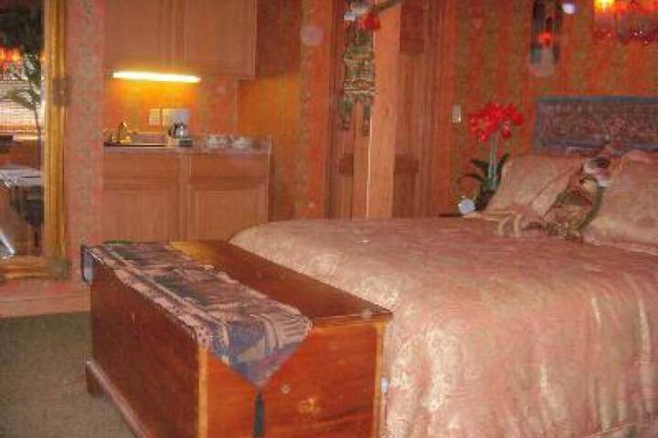 Room 52 of 107