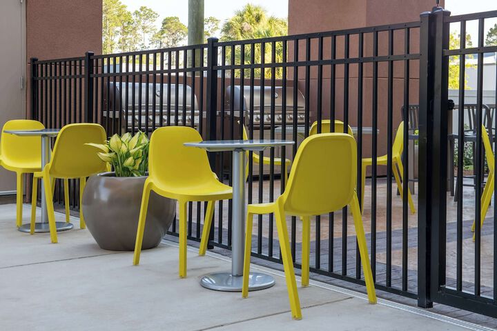 Terrace/Patio 35 of 39