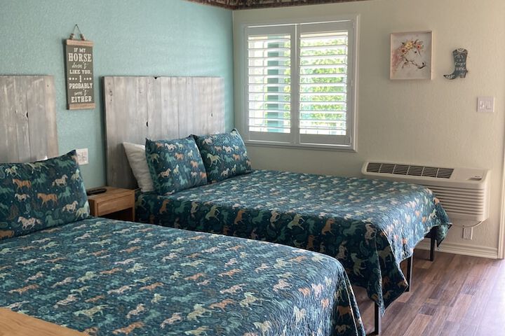 Horseshoe Riverside Lodge