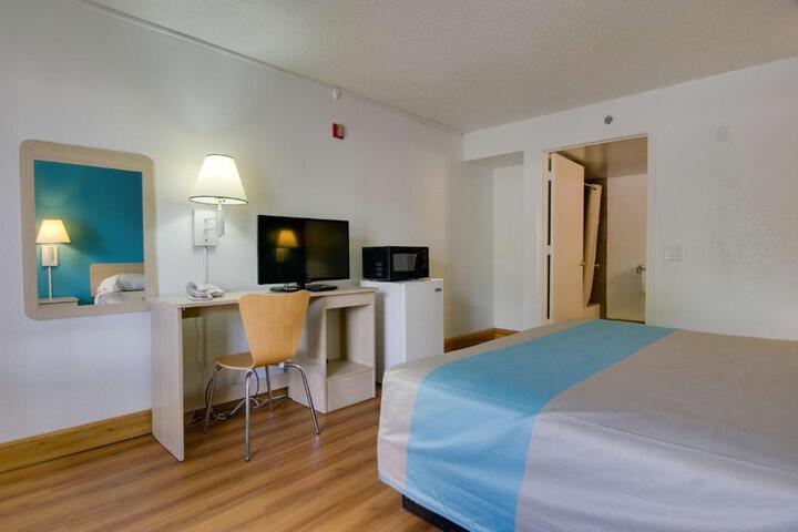 Motel 6-Atlanta GA