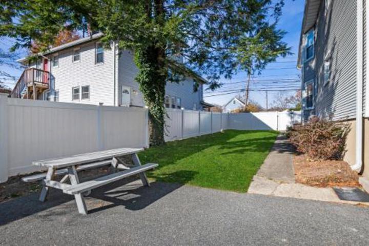 Private Luxury Framingham Condo Near Boston