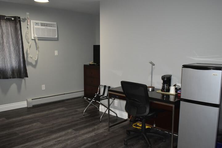 Room 98 of 141