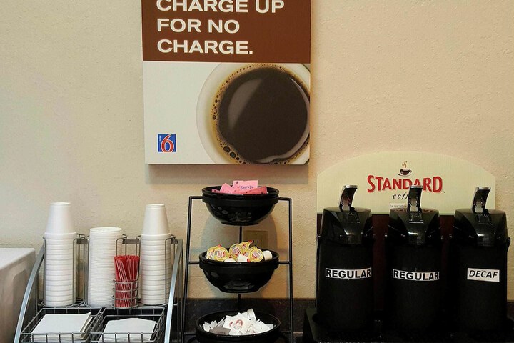 Breakfast/Coffee Service 32 of 37