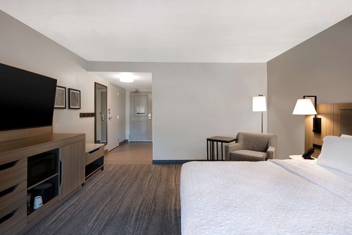 Hampton Inn Anderson / Alliance Business Park