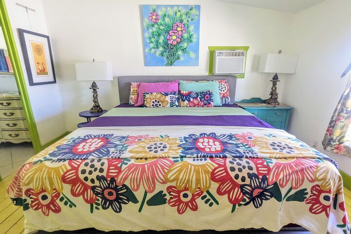 Room 223 of 286