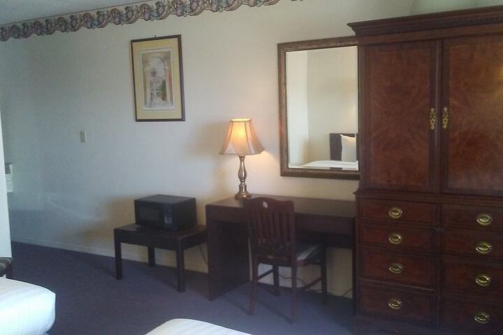 Room 14 of 15