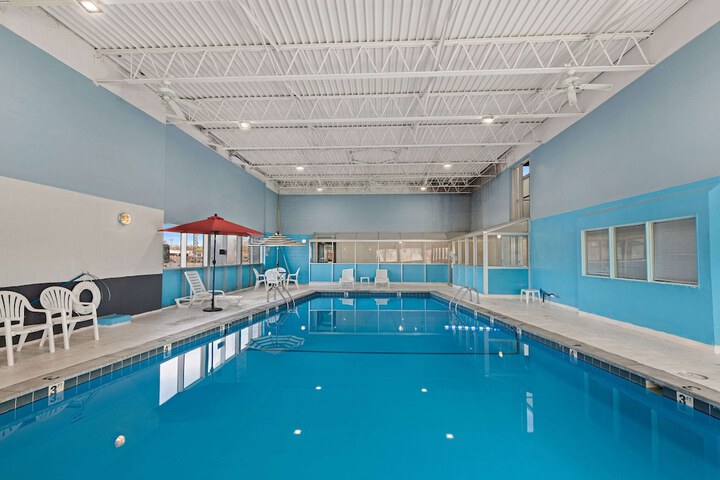 Pool 8 of 75
