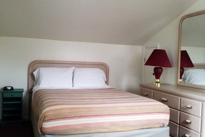 Room 40 of 127