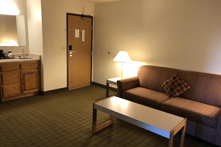 Room 22 of 42