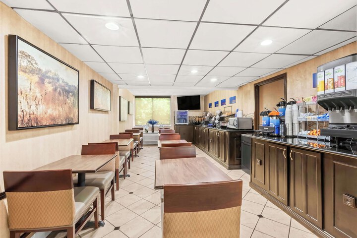 Best Western Hazlet Inn