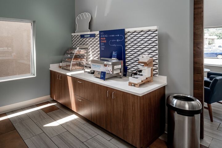 Holiday Inn Express Hotel & Suites Pikeville by IHG