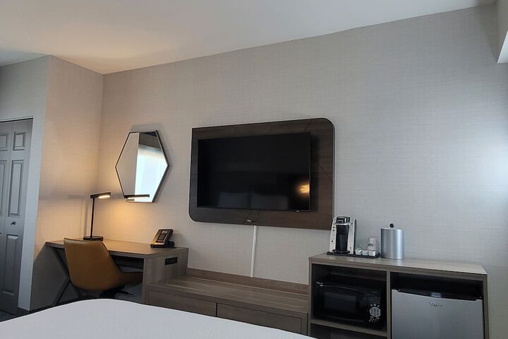 Room 30 of 54