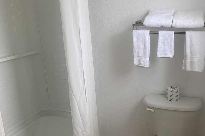Room 18 of 23