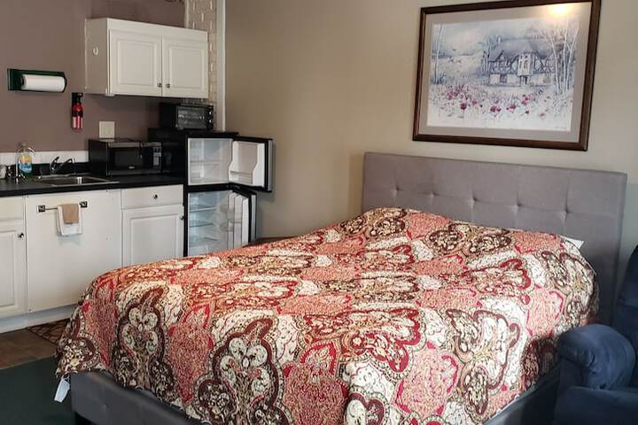 Room 51 of 115