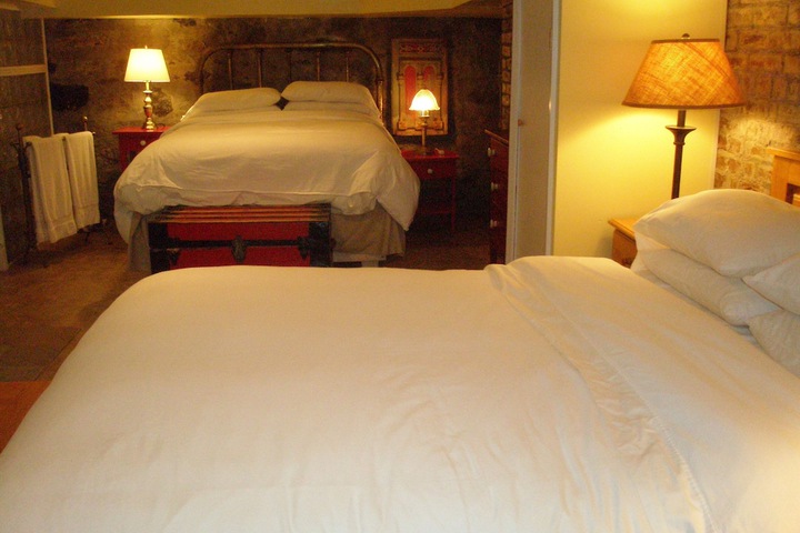 Room 135 of 238