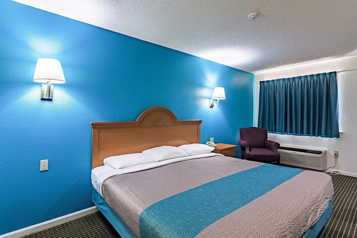 Motel 6 Azle TX