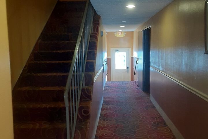 Hotel 3 of 23