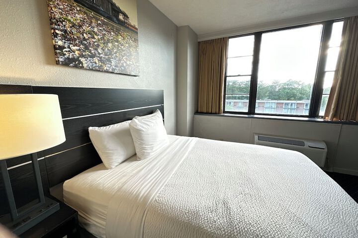 Inn at Lebanon - Hershey & Manheim area