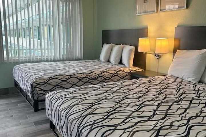 Room 47 of 61