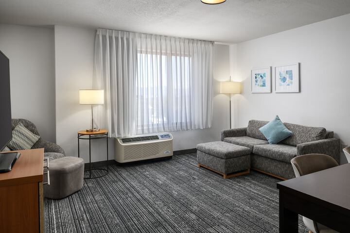 Room 9 of 34