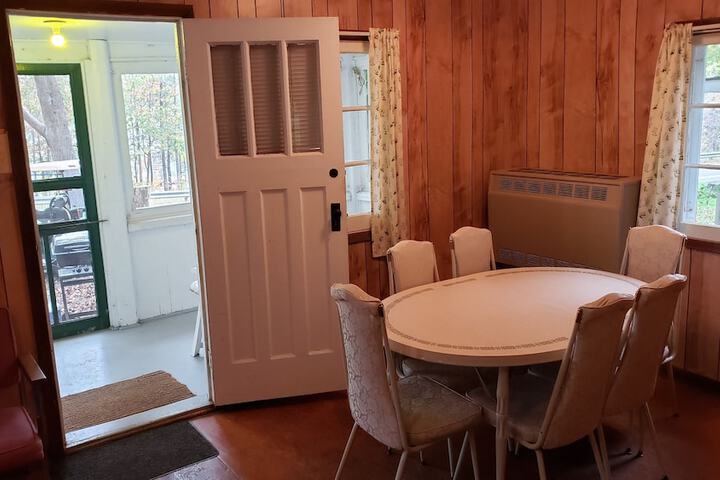 Room 131 of 215