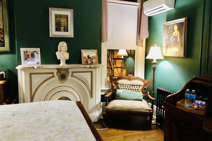 Room 69 of 95