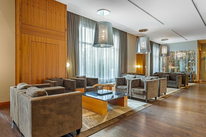 Radisson Hotel & Conference Centre Calgary Airport