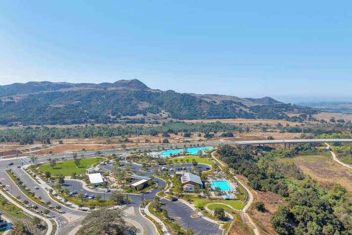atmarbella Lane - Stylish Dream Home in RMV w / Pool