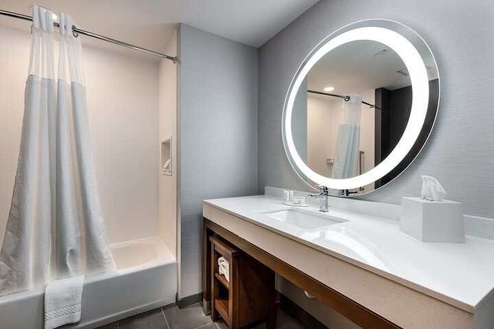 Courtyard by Marriott Pensacola I-10 West