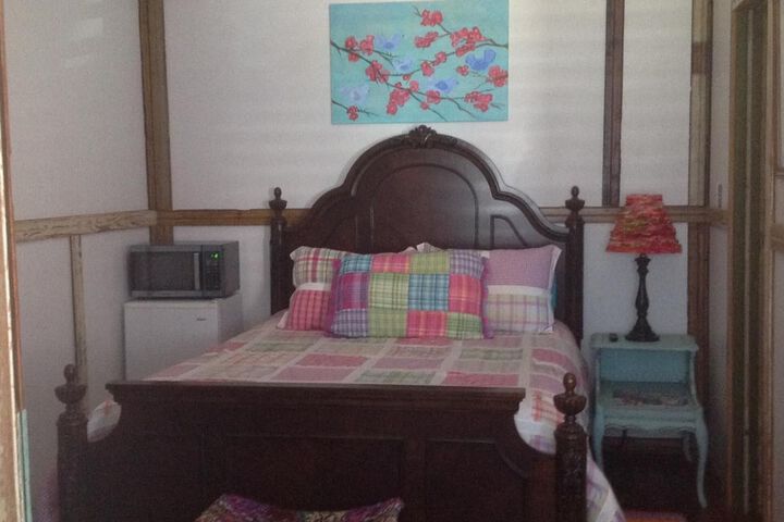 Room 19 of 80