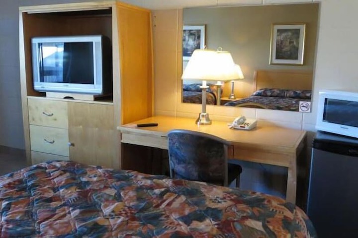 Room 15 of 24