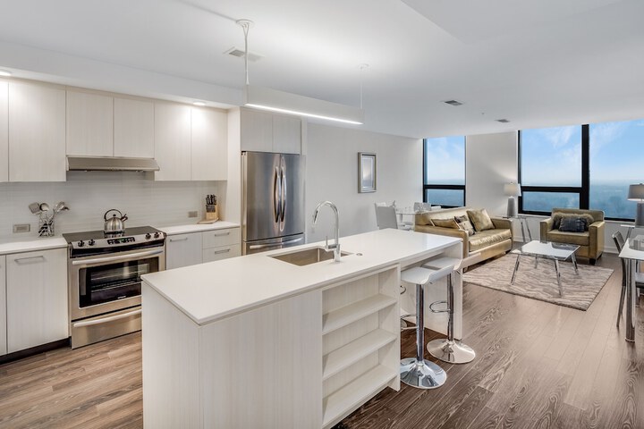 Global Luxury Suites at Reston Town Center