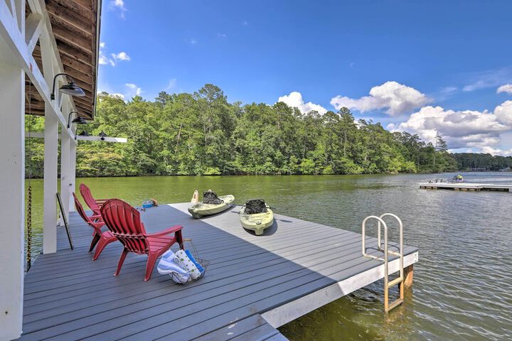 Waterfront Home on Jackson Lake w / Dock