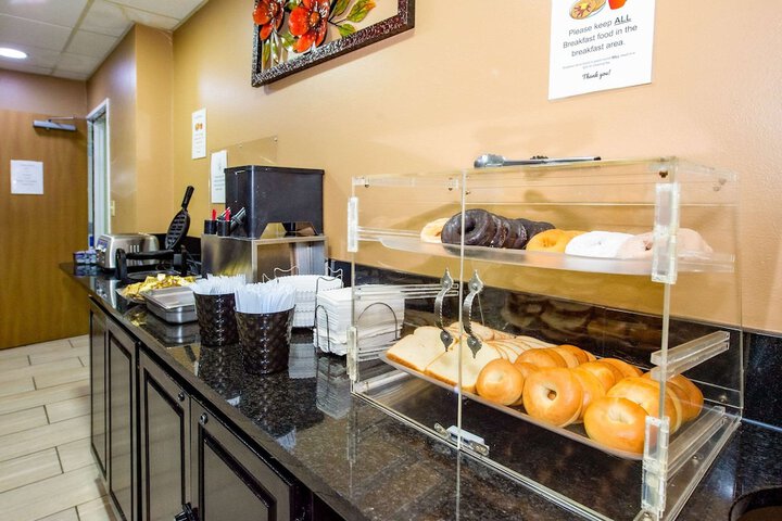 Breakfast/Coffee Service 44 of 49