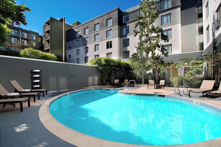 Courtyard by Marriott Oakland Downtown