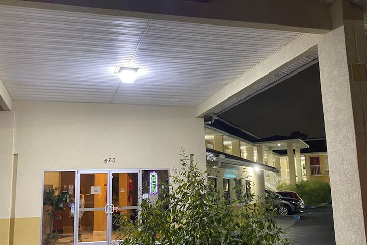 Hotel 2 of 17