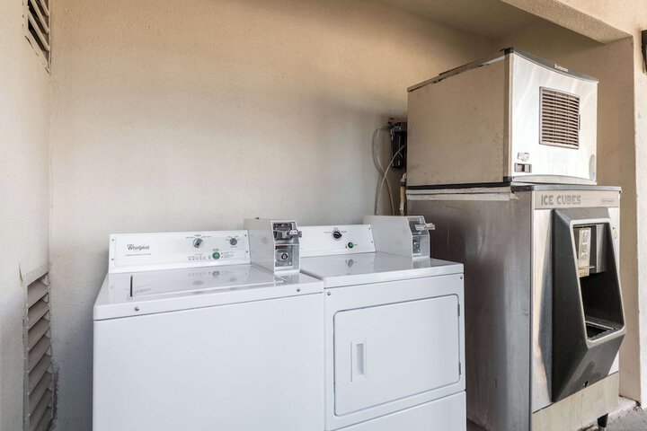 Motel 6 Seguin TX