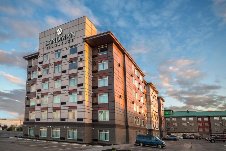 Hotel 3 of 62