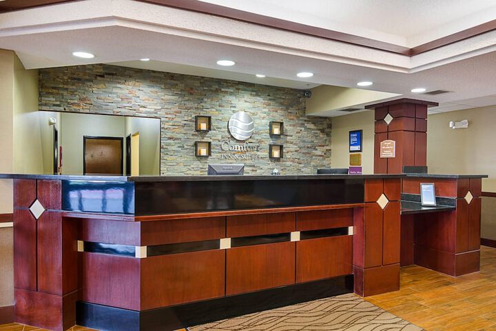 Comfort Inn & Suites Hutchinson
