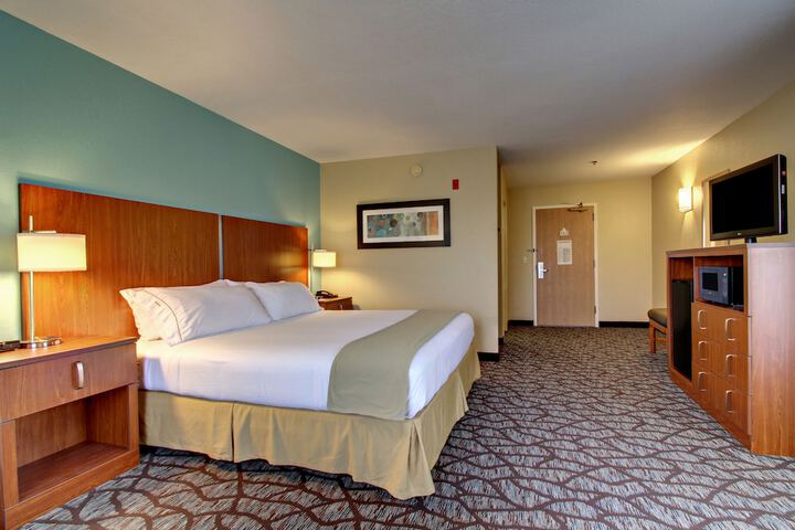 Room 43 of 74