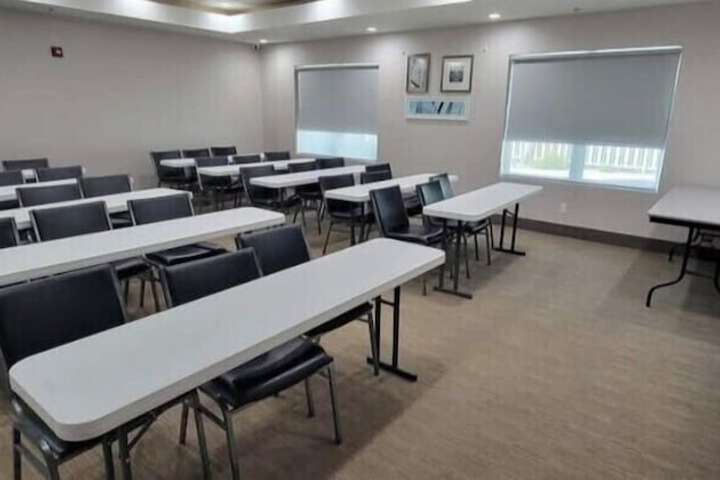 Country Inn & Suites by Radisson Harlingen, TX
