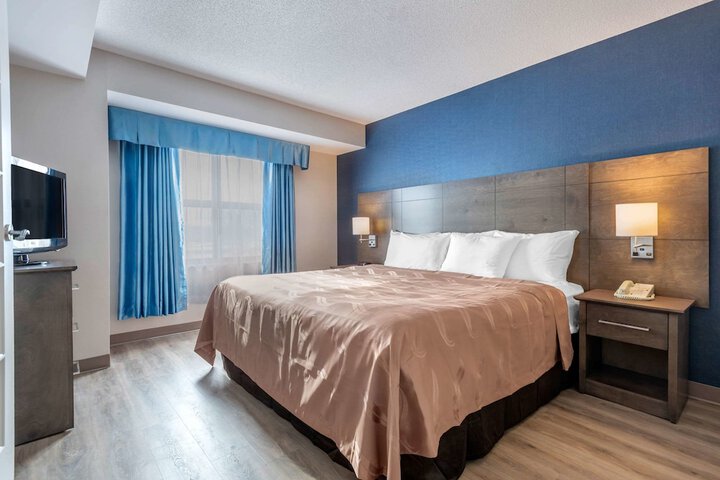 Room 16 of 33