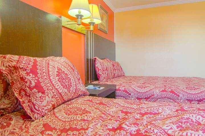 Room 12 of 40