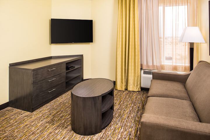 Room 30 of 53