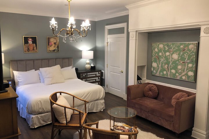 Room 62 of 81
