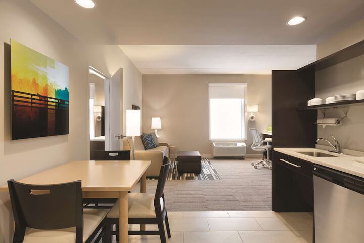 Room 26 of 36