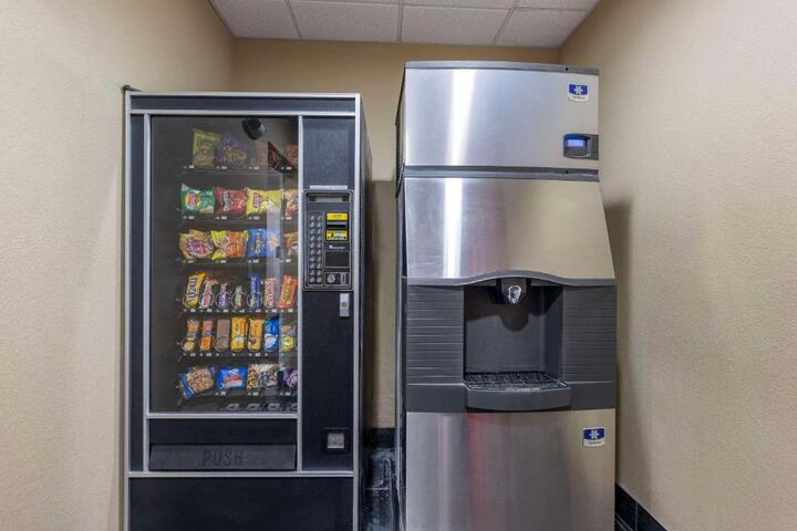 Comfort Inn & Suites Artesia