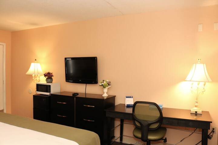 Room 33 of 44