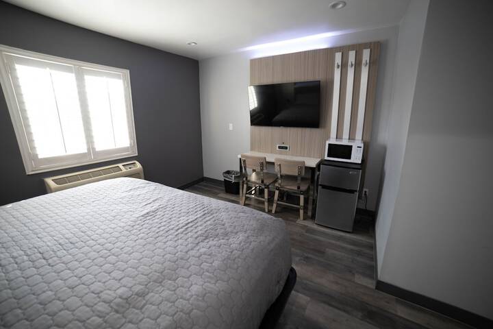 Room 13 of 22